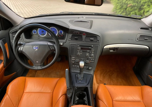 Volvo S60 cena 35600 przebieg: 236000, rok produkcji 2003 z Góra małe 106